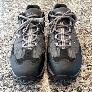 Red Wing Worx Mens safety shoe style 5010 size 10.5W2